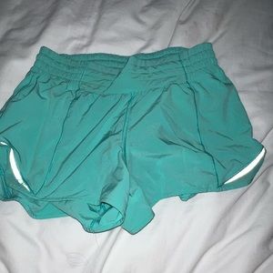 lululemon teal hotty hot high rise shorts size 4